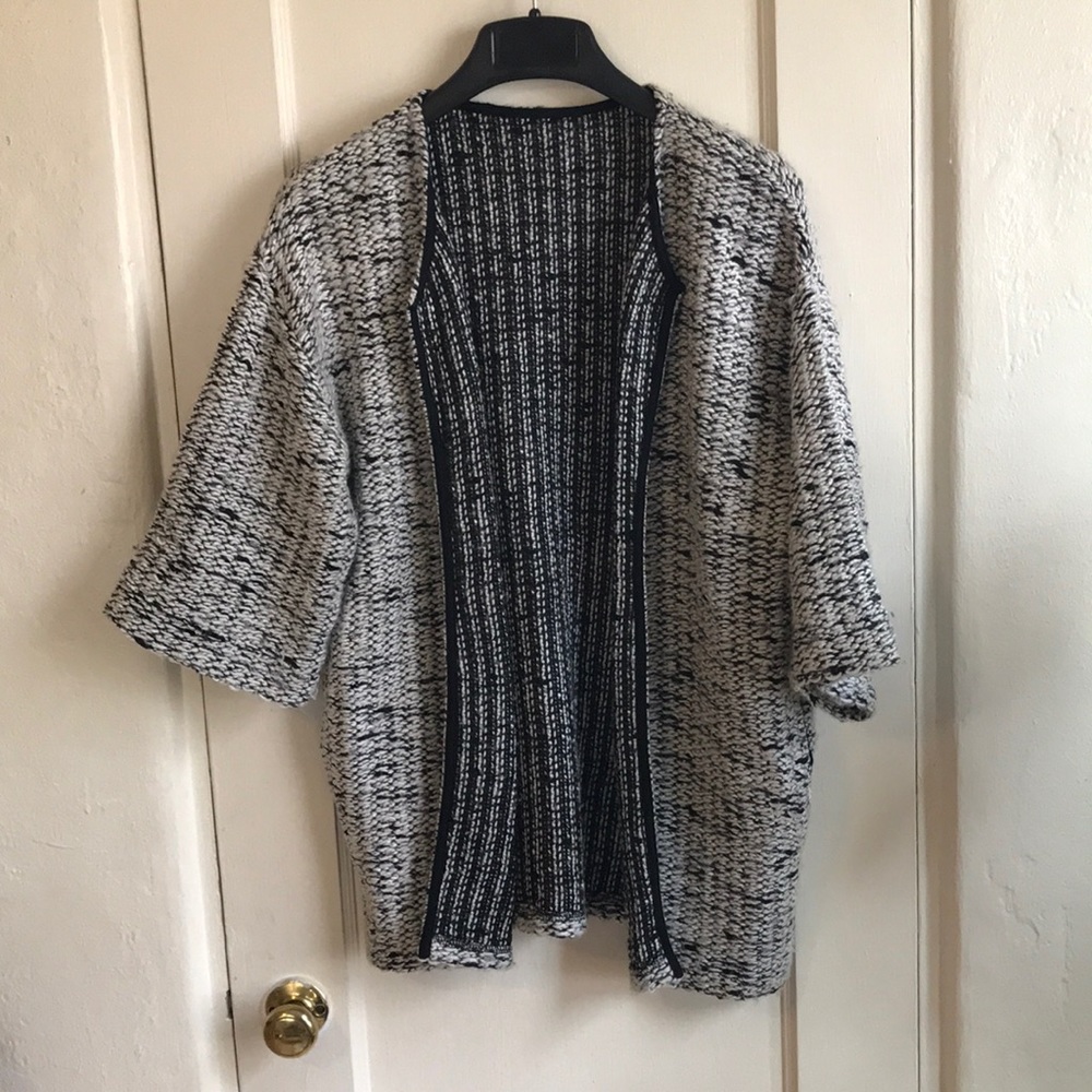Black and white knit kimono